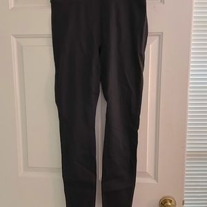Fabletics High Waisted Motion365 Leggings